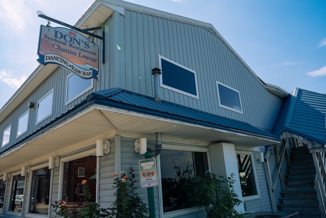 Things To Do Don`s Seafood Restaurant